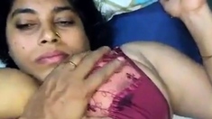 Indian aunty fucks