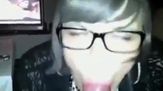 Secretary cd gives blowjob