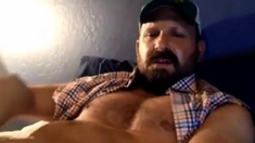 Bearded Muscle Daddy Jerks Off In Truck