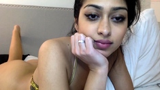 Horny Webcam Babe Solo Masturbation