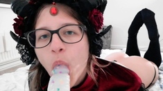 Amateur brunette ariana marie solo toying