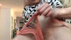 Hairy amateur solo toy fuck