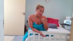 Amateur Blonde With BIG BOOBS Hot Free Cam Show