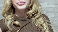 Blonde Teen Solo Masturbating On Webcam