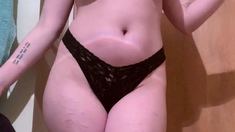 Busty Amateur blonde dildoes her ass on webcam