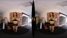 Amateur brunette teen in solo