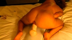 Blonde amateur gives webcam show with toys