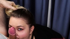 Blonde Teen Makes Him Cum In 7 Minutes With A Blowjob