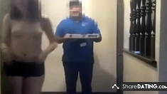 Delivery man gets a blowjob